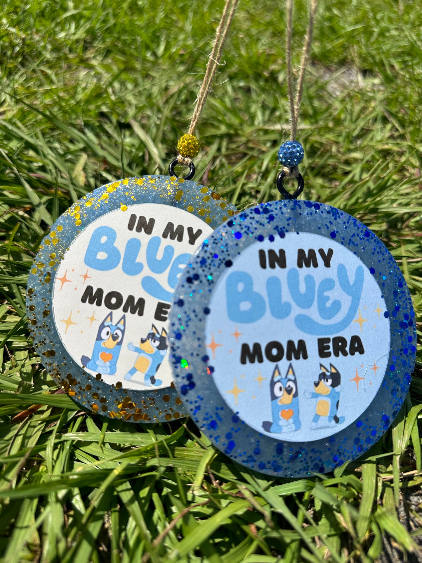 Blue mom