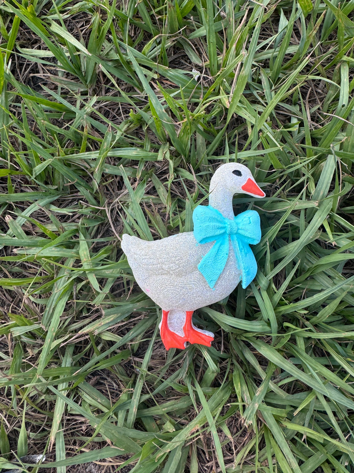 3D goose with bow