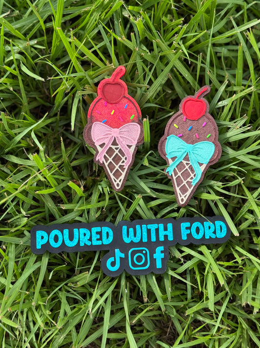 Ice cream with bow