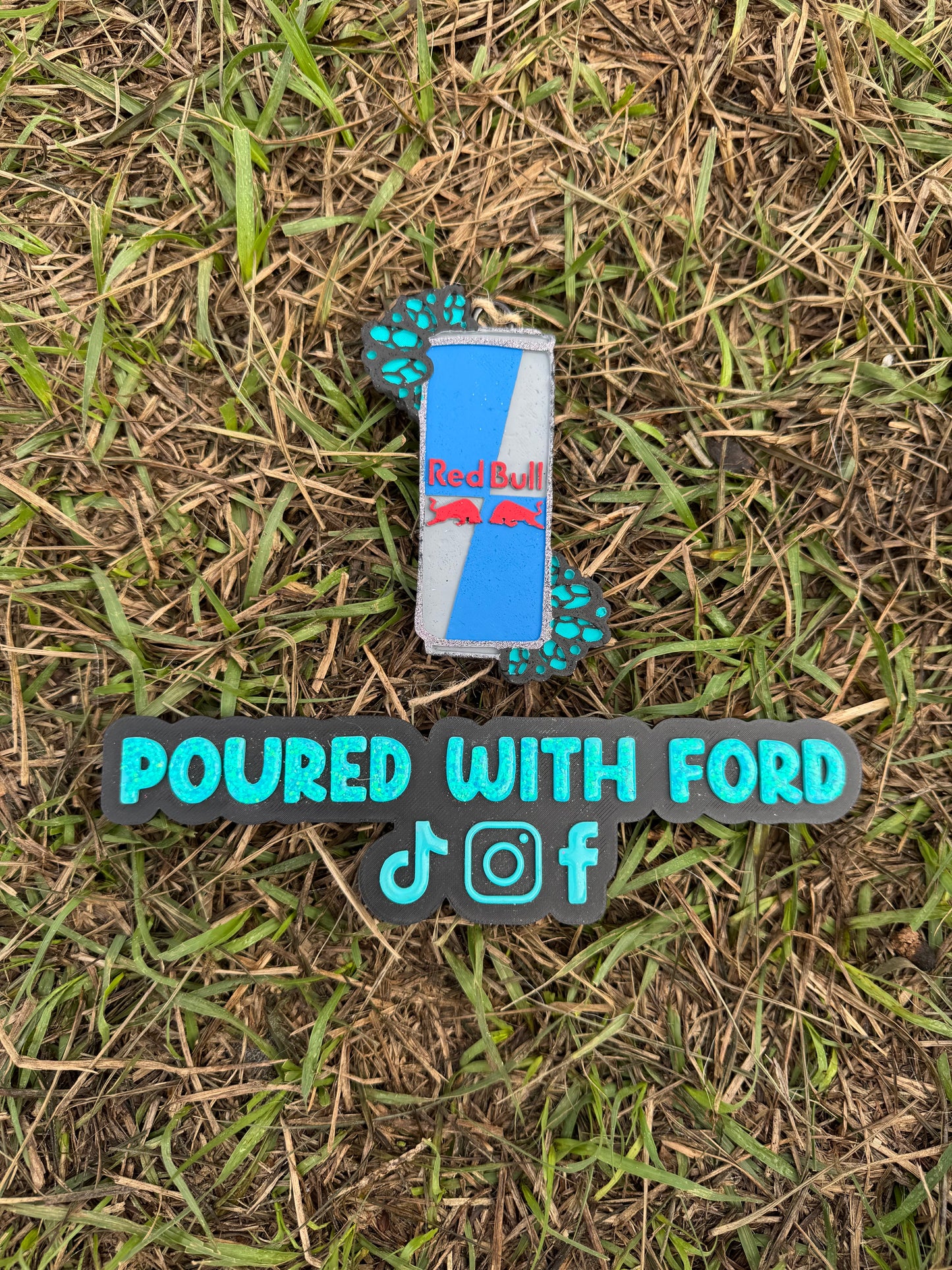Turquoise Redbull