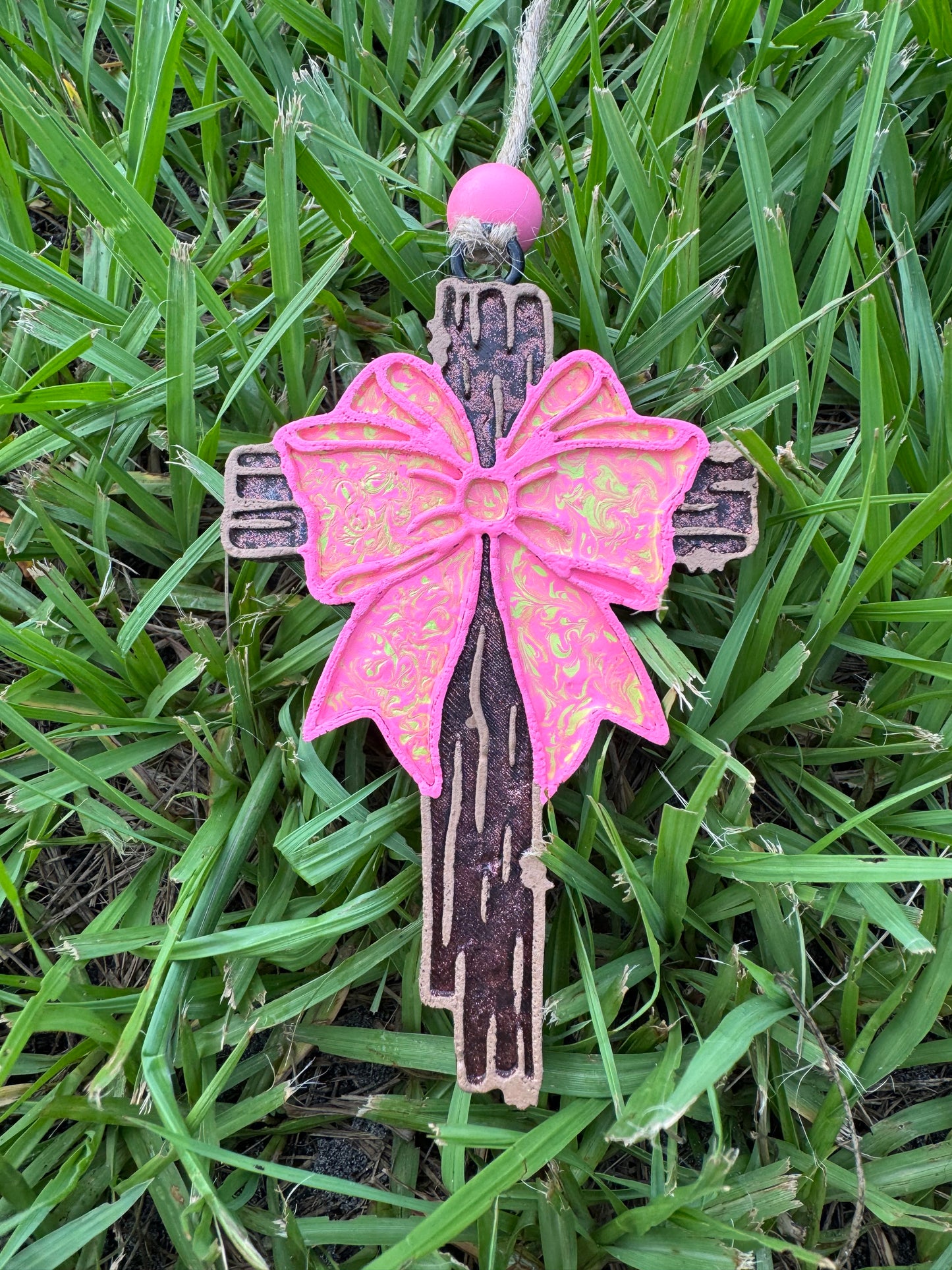 Cross with bow