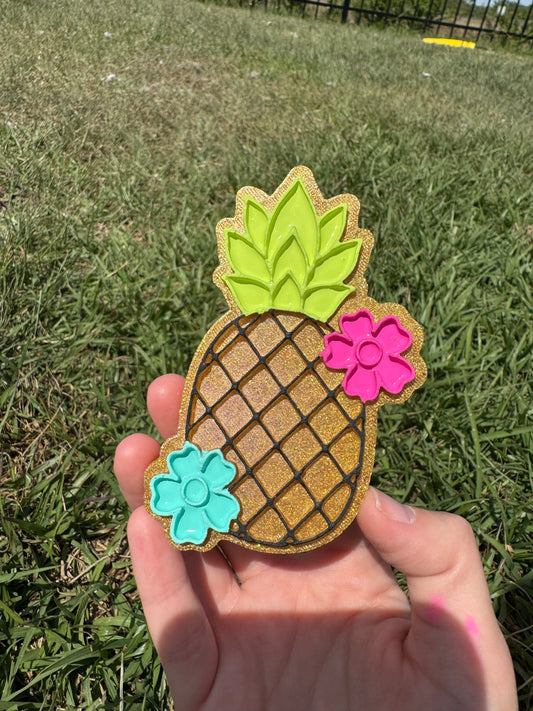 Tropical pineapple