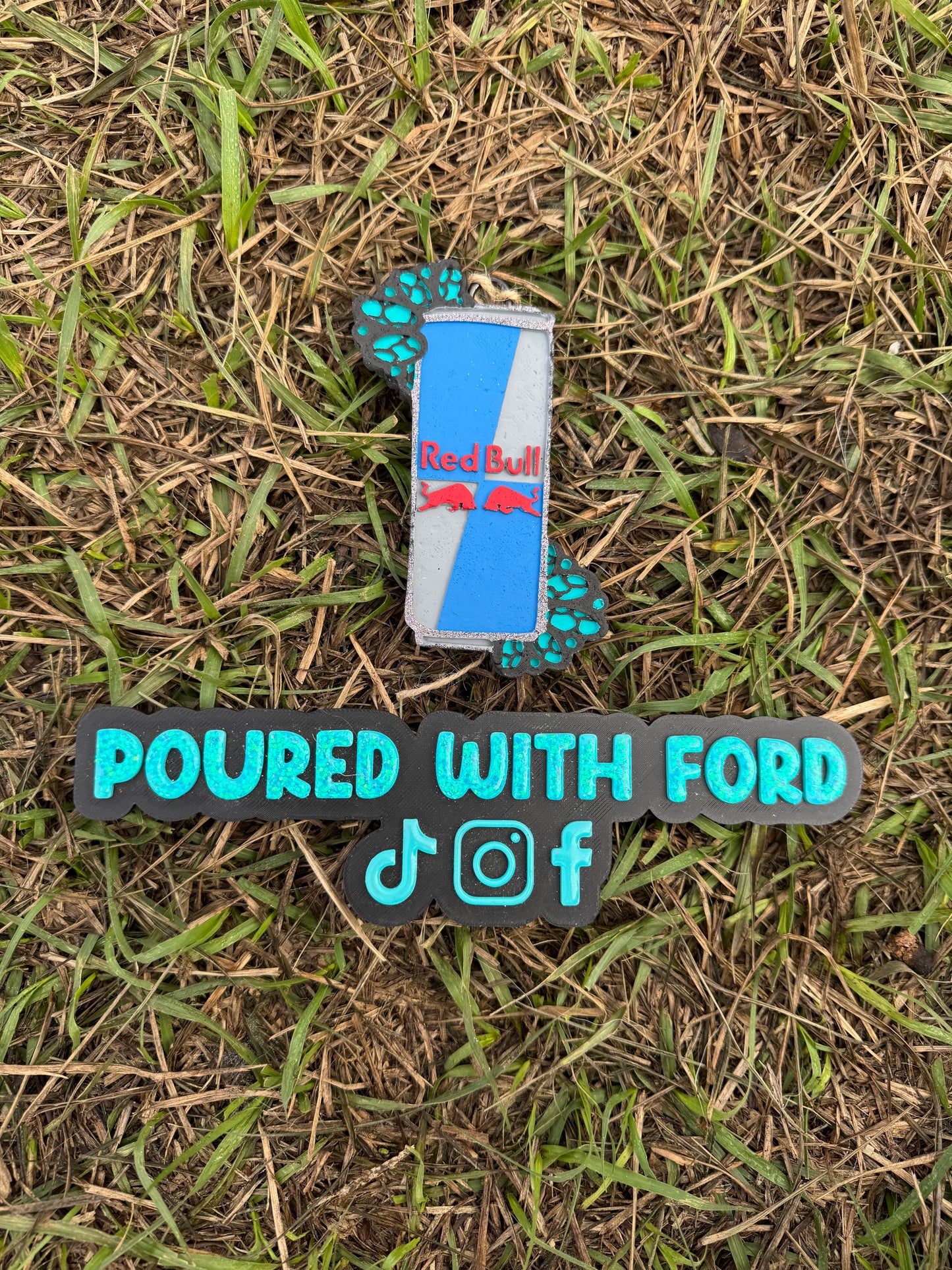 Turquoise Redbull