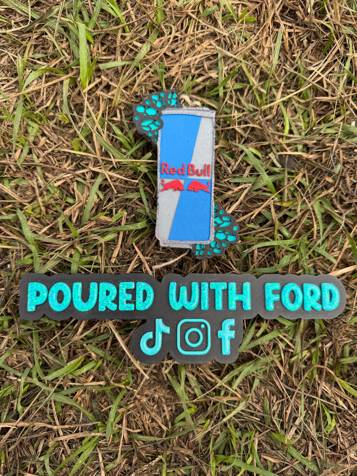 Turquoise Redbull