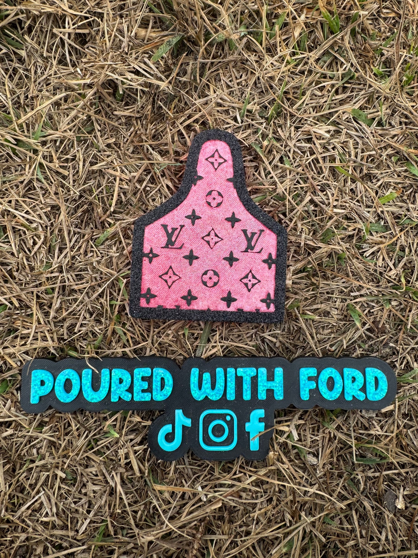 Boujee Cow Tag