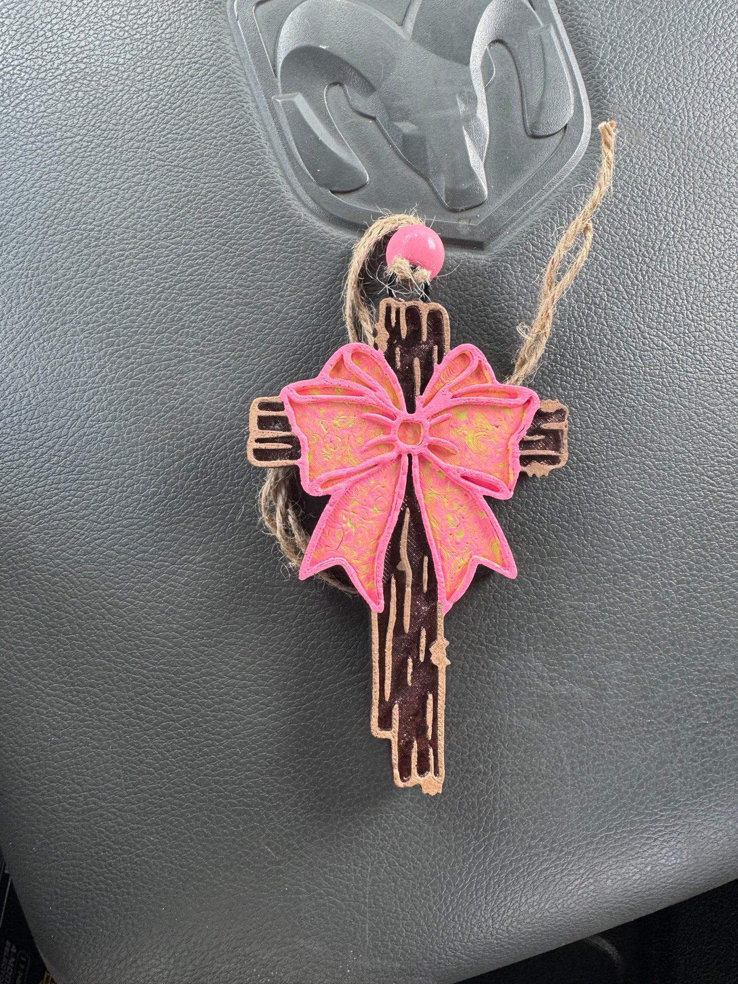 Cross with bow