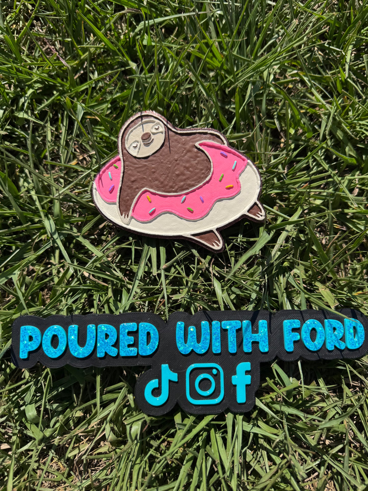 Summer float sloth