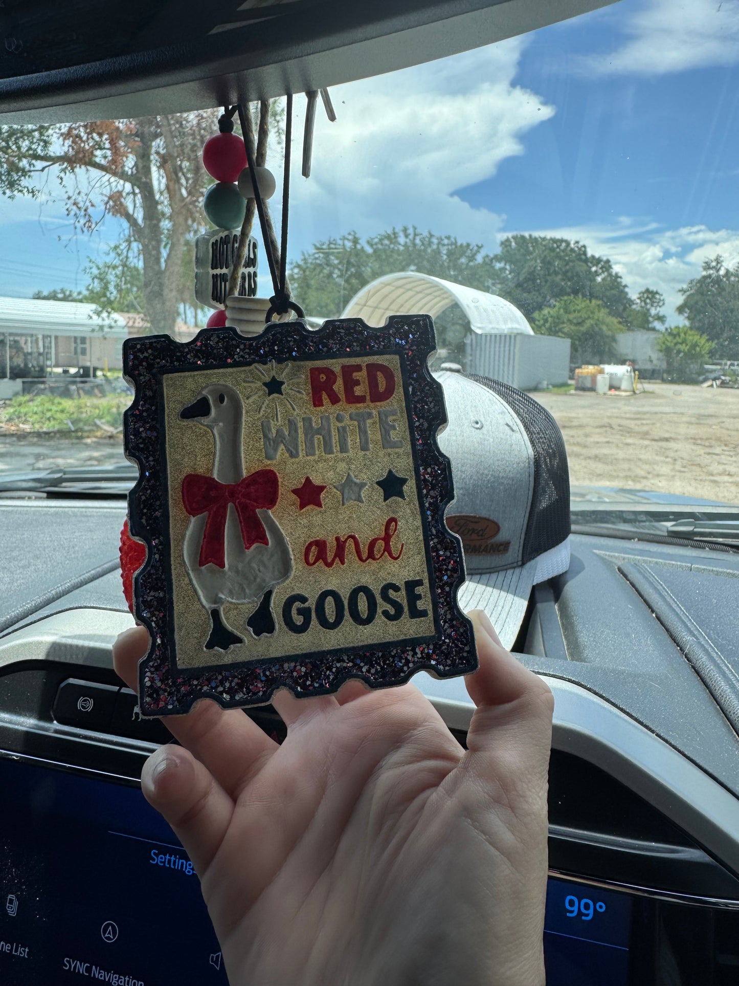 Red, white, & Goose