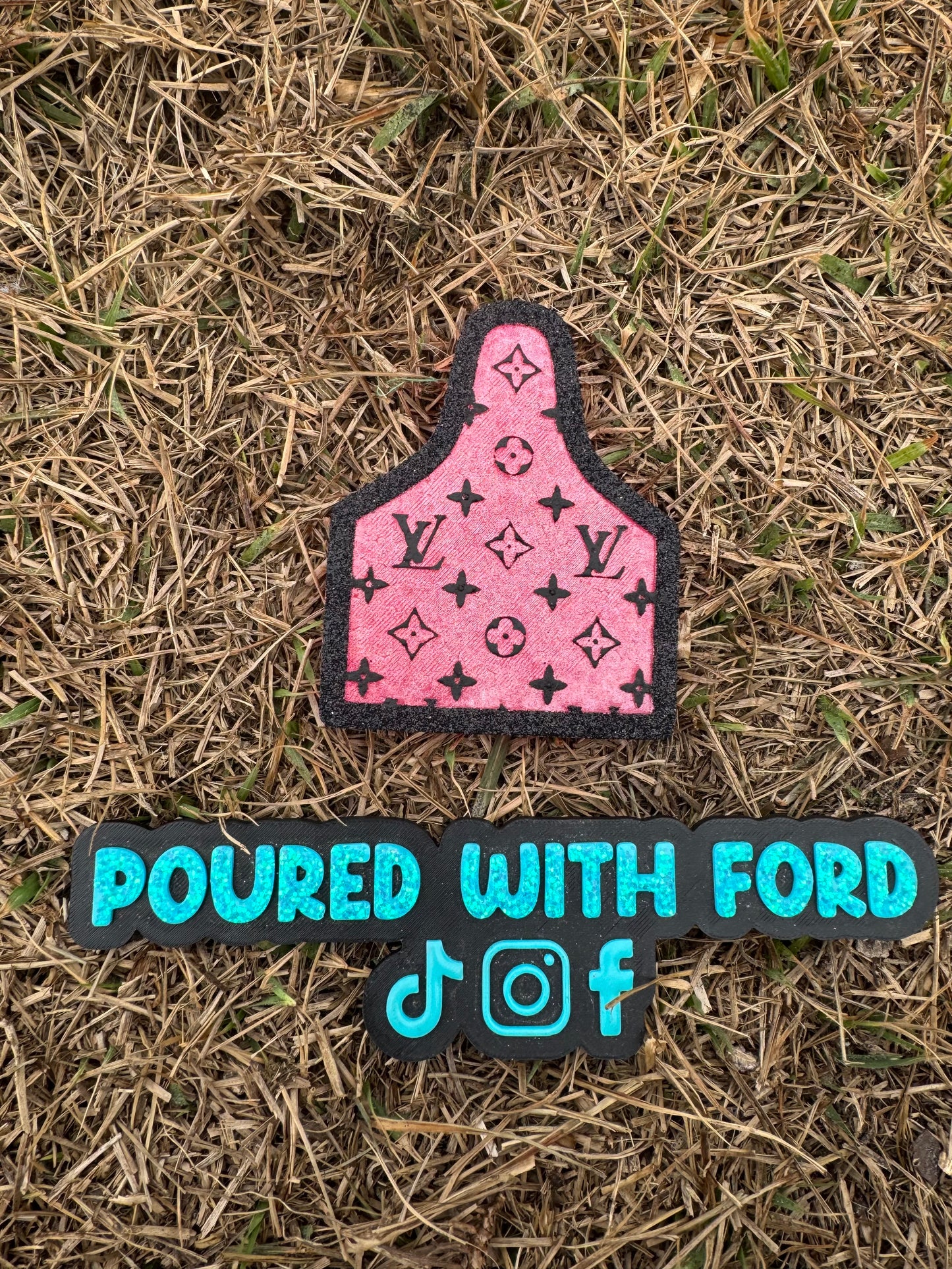 Boujee Cow Tag