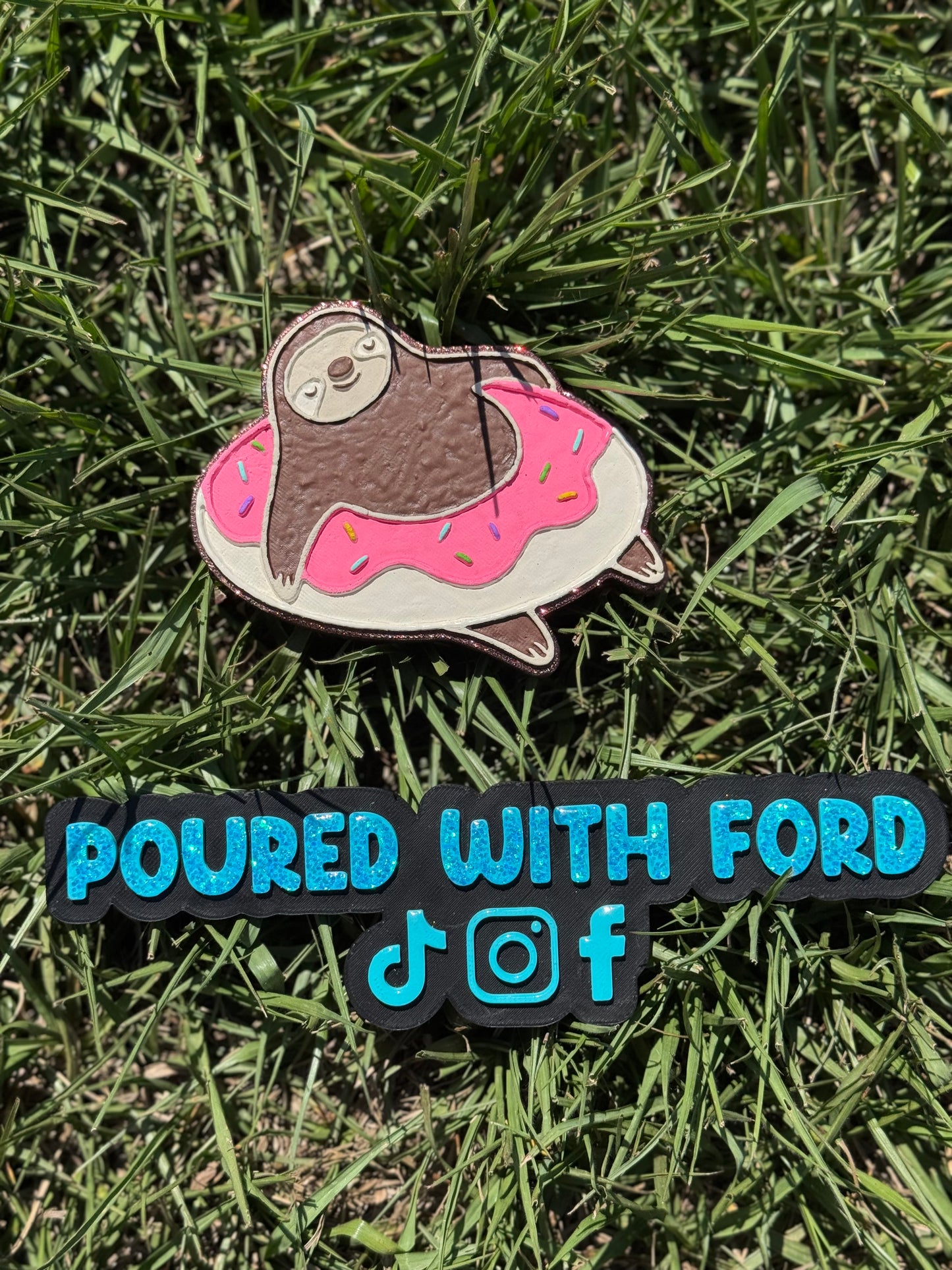 Summer float sloth