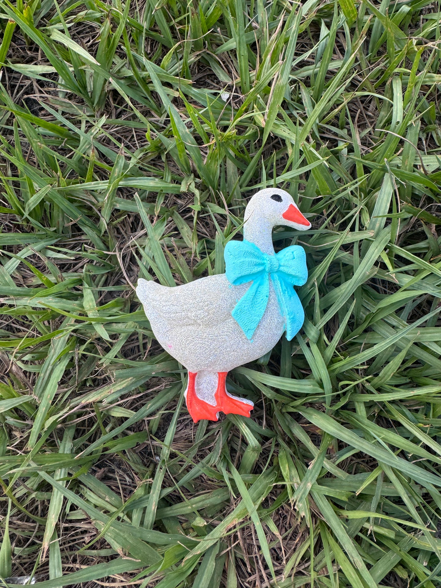 3D goose with bow