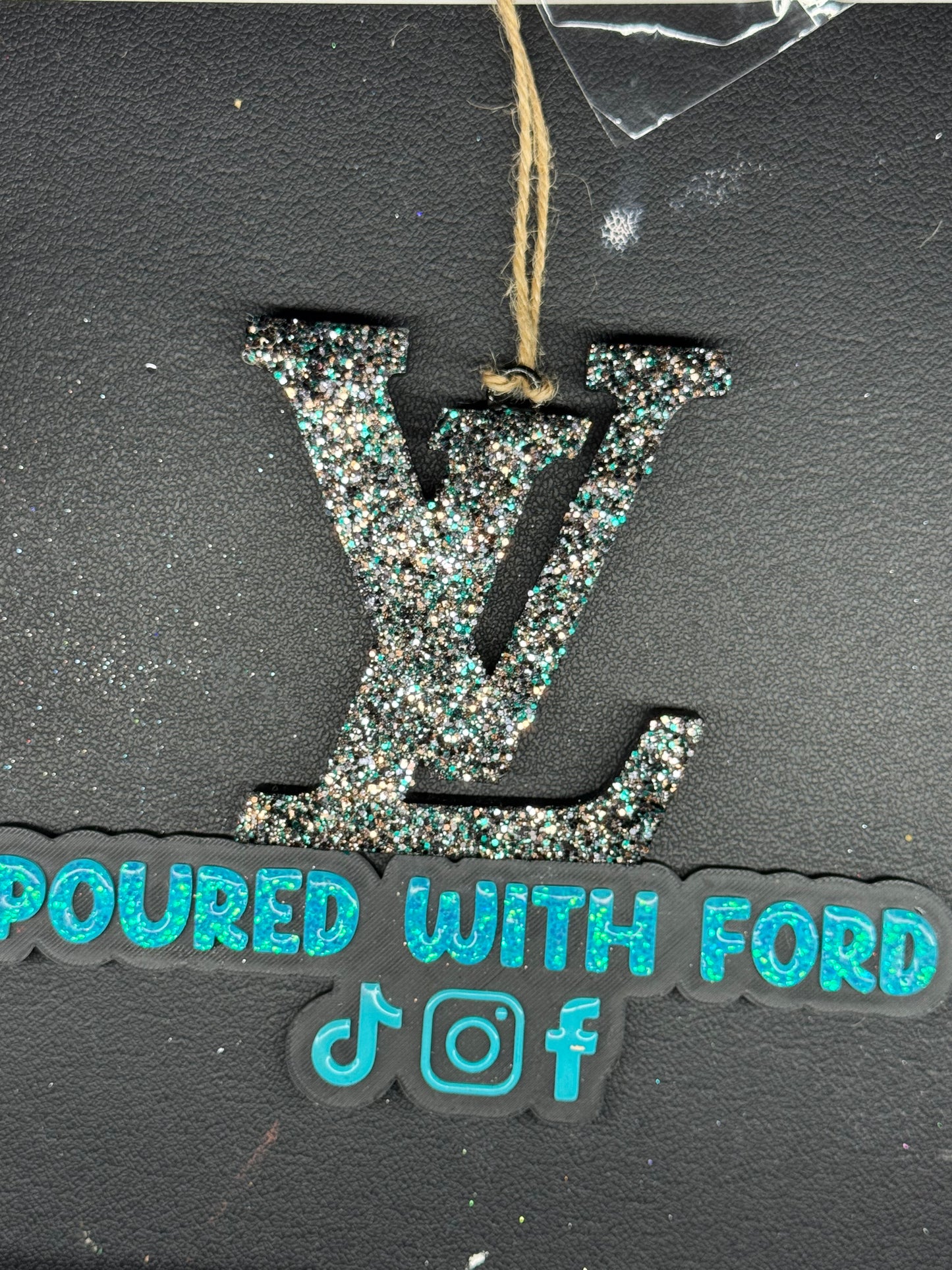 LV