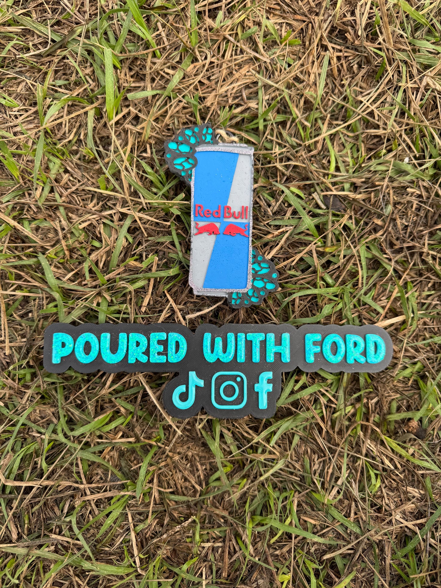 Turquoise Redbull