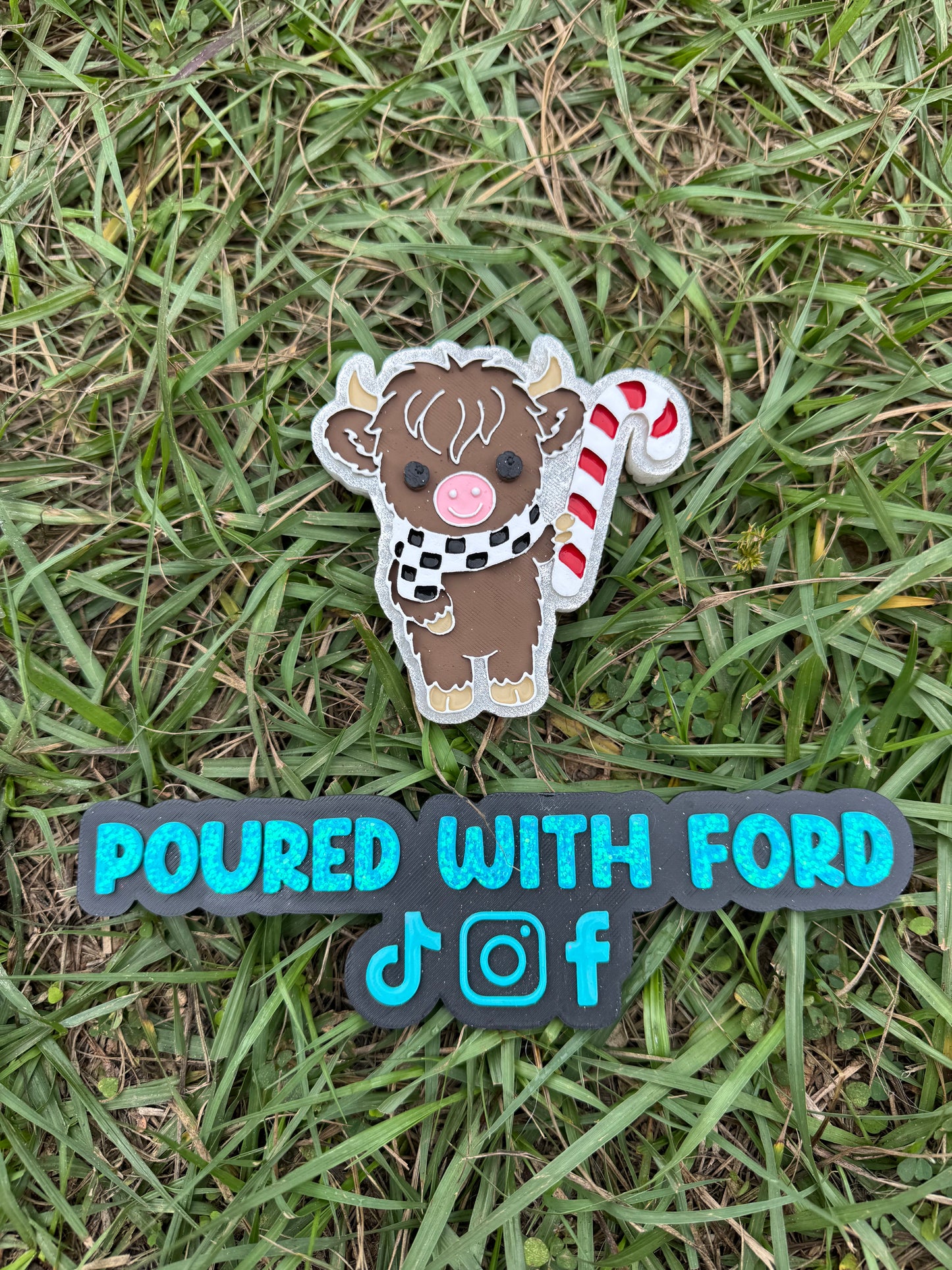 Christmas highland candy cane cow
