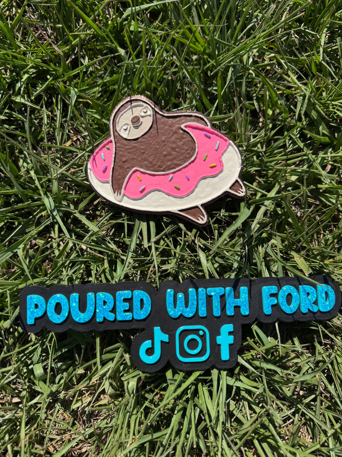Summer float sloth